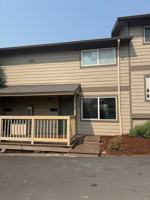 featured image of 955 Ne Elm St