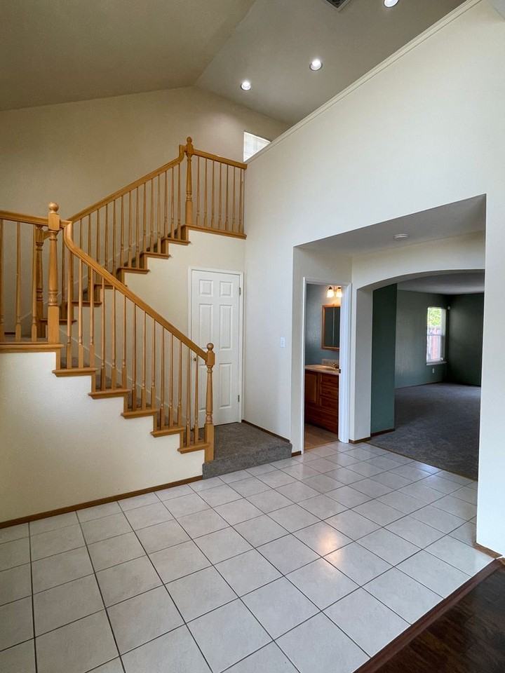 16682 San Benito Dr - Photo 3 of 22