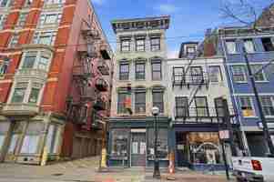 featured image of 625 Main St