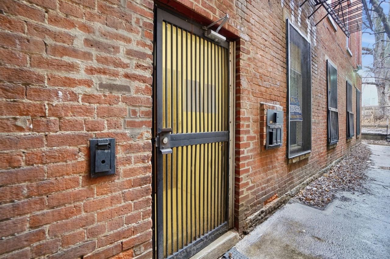 625 Main St. - Photo 2 of 10