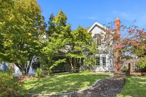 featured image of 749 Glenborough Dr