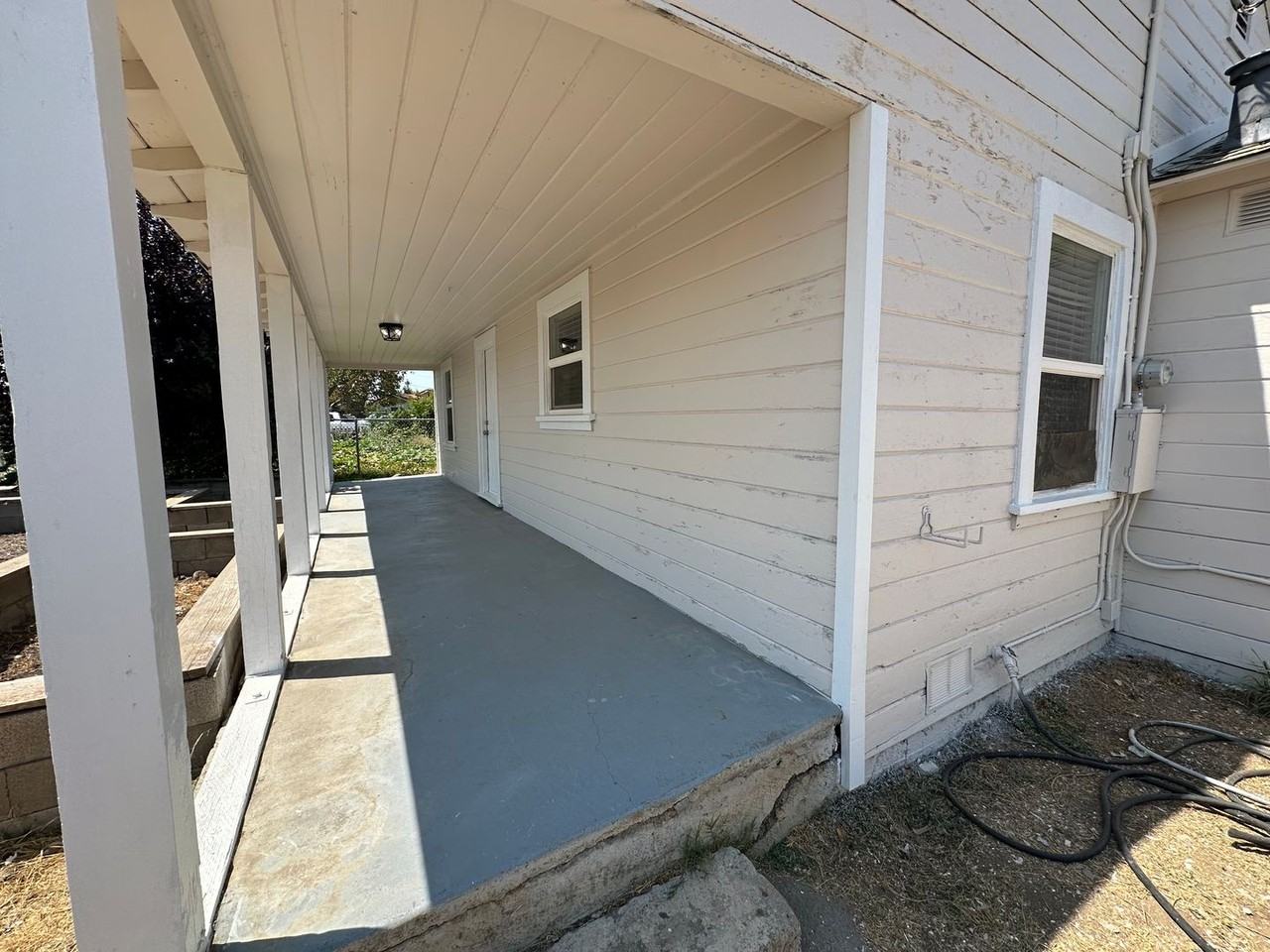 1360 Delta Rd - Photo 5 of 23