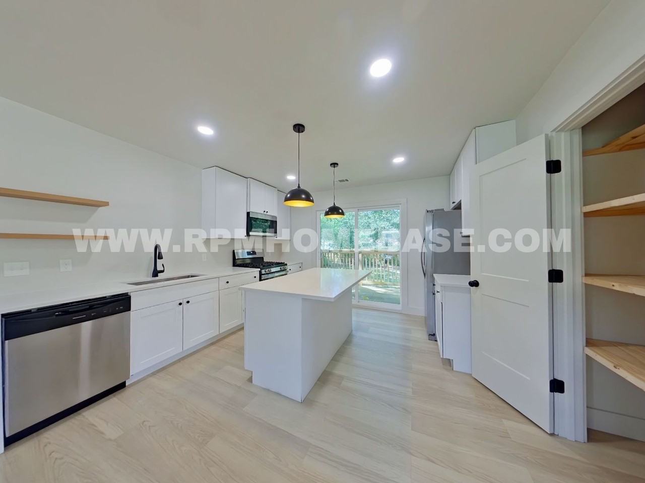 506 Forrest Ct - Photo 5 of 19