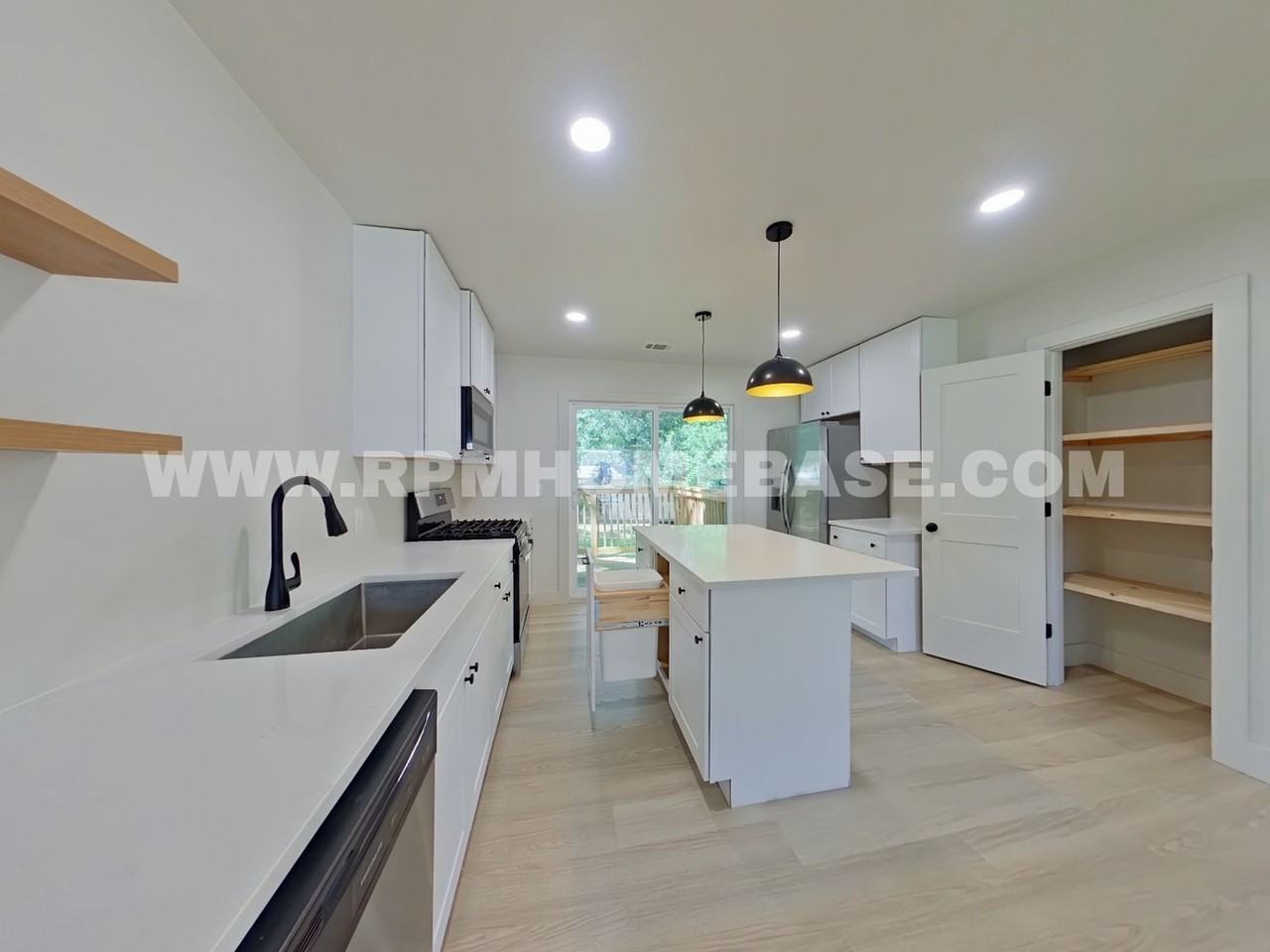 506 Forrest Ct - Photo 6 of 19