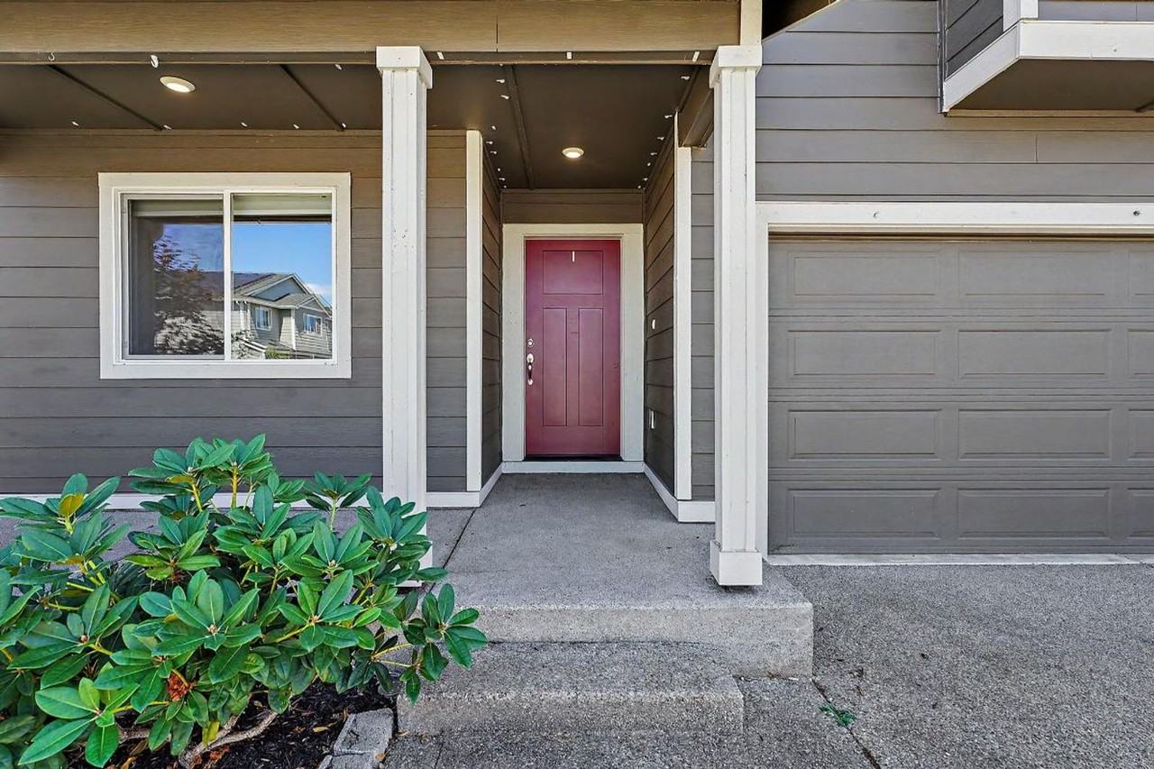 15065 Iverson Loop Se - Photo 2 of 50