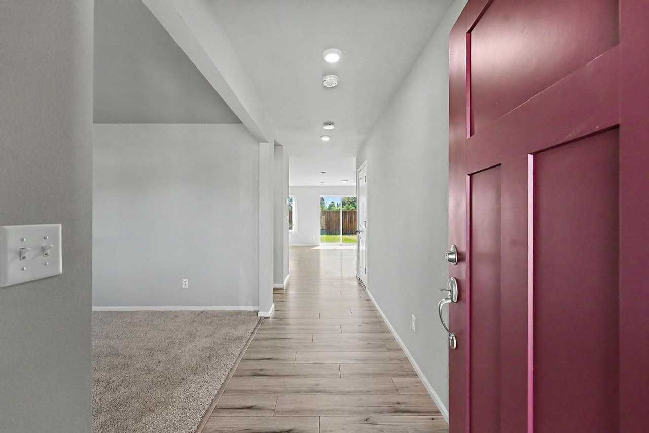15065 Iverson Loop Se - Photo 3 of 50