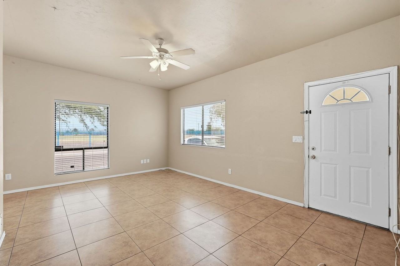 213 W Virginia St - Photo 4 of 25