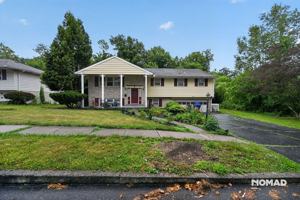 featured image of 3131 Andrea Ave