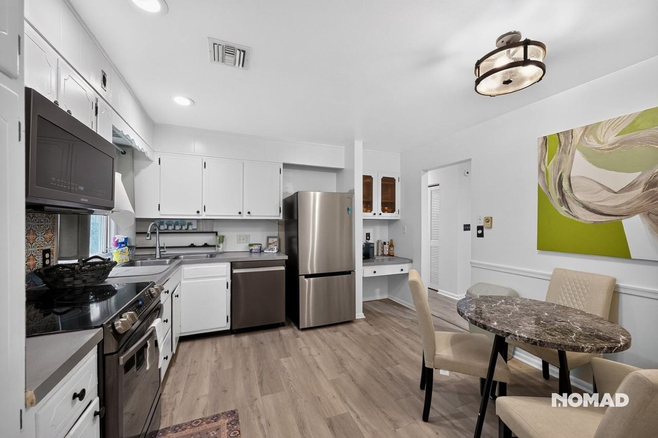 3131 Andrea Ave - Photo 2 of 15