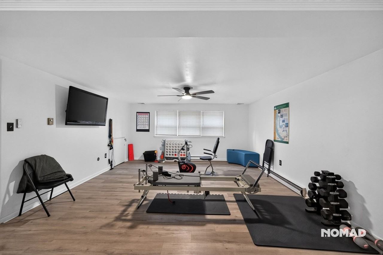 3131 Andrea Ave - Photo 5 of 15