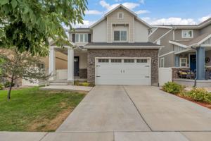 featured image of 2668 N Heston Park