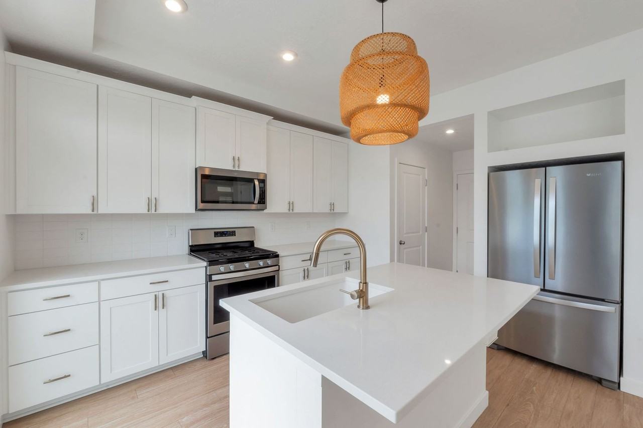 2668 N Heston Park - Photo 3 of 25