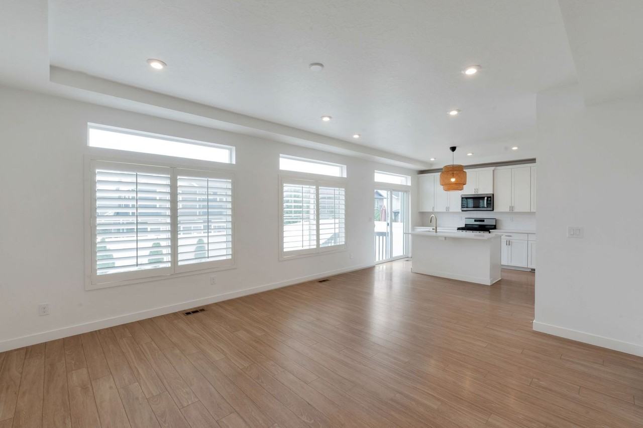 2668 N Heston Park - Photo 4 of 25