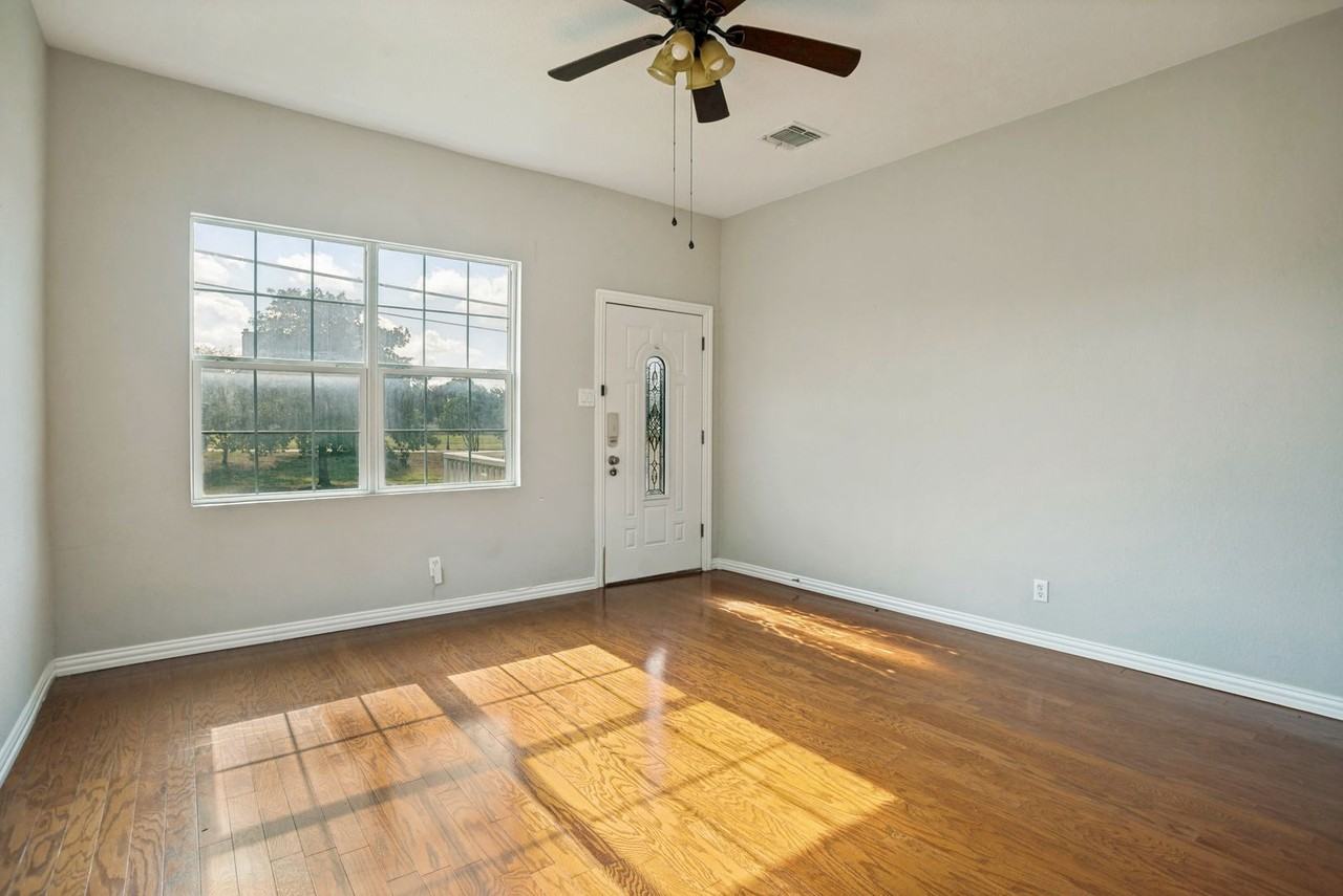 2219 N Flores St - Photo 2 of 25