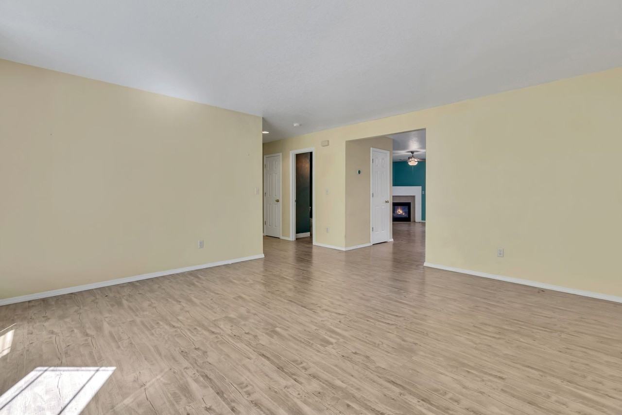 8436 14th Ave Se - Photo 6 of 50