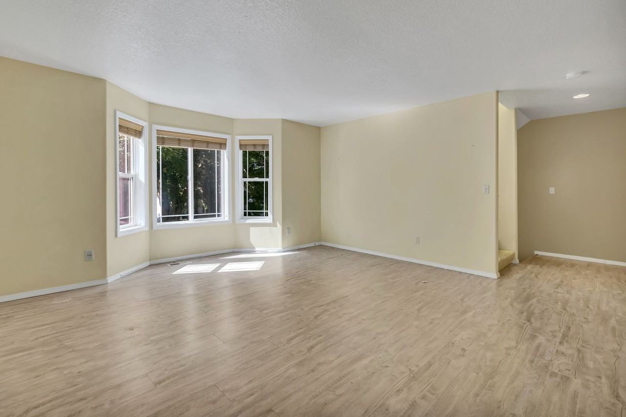 8436 14th Ave Se - Photo 7 of 50