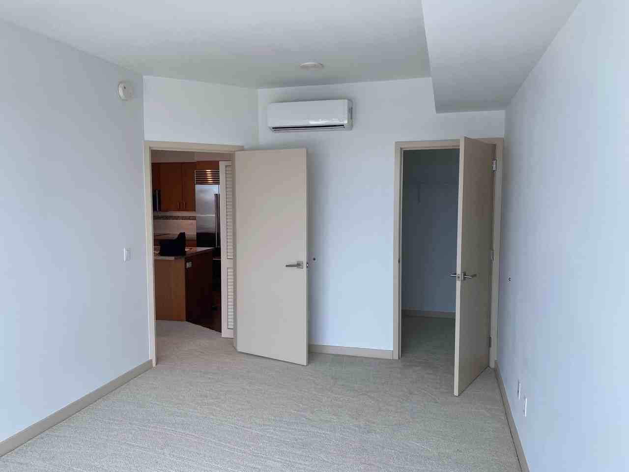 555 South St #4004 - Photo 6 of 8