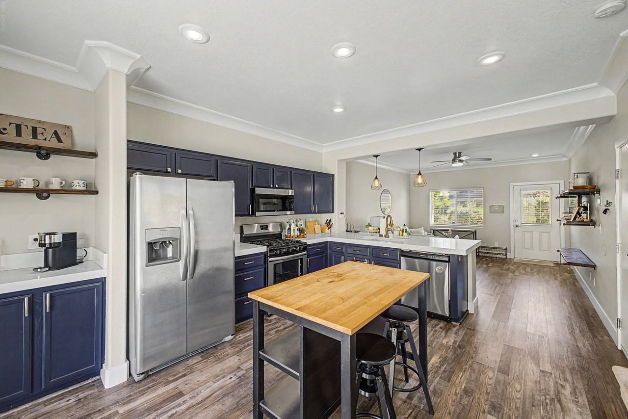 10540 Blanca Peak Ave - Photo 7 of 24