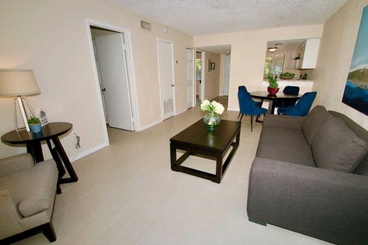 1350 Virginia Ave - Photo 5 of 15