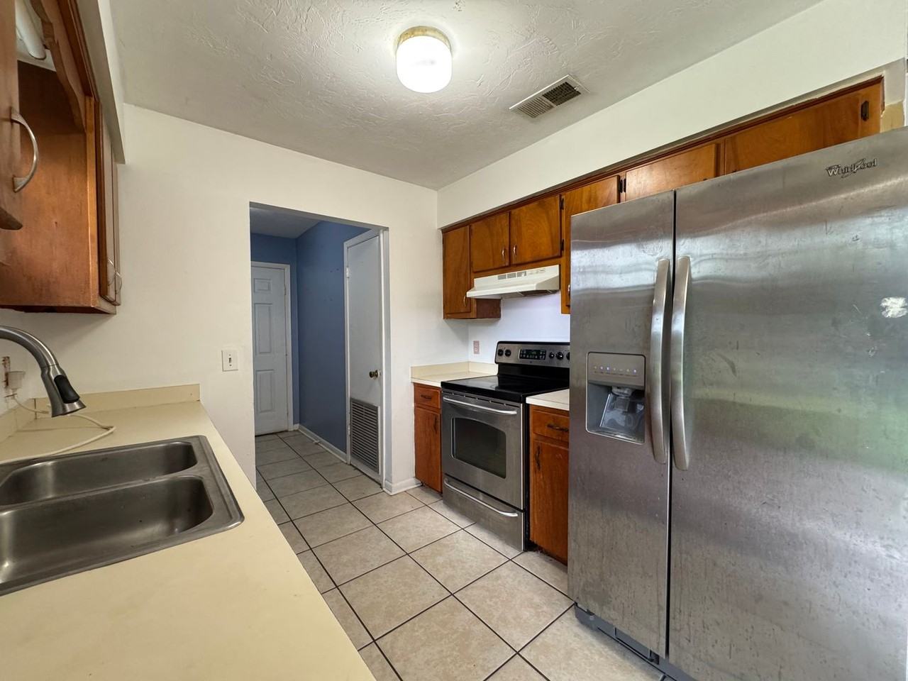 8417 Goldkist Blvd Sw - Photo 2 of 11
