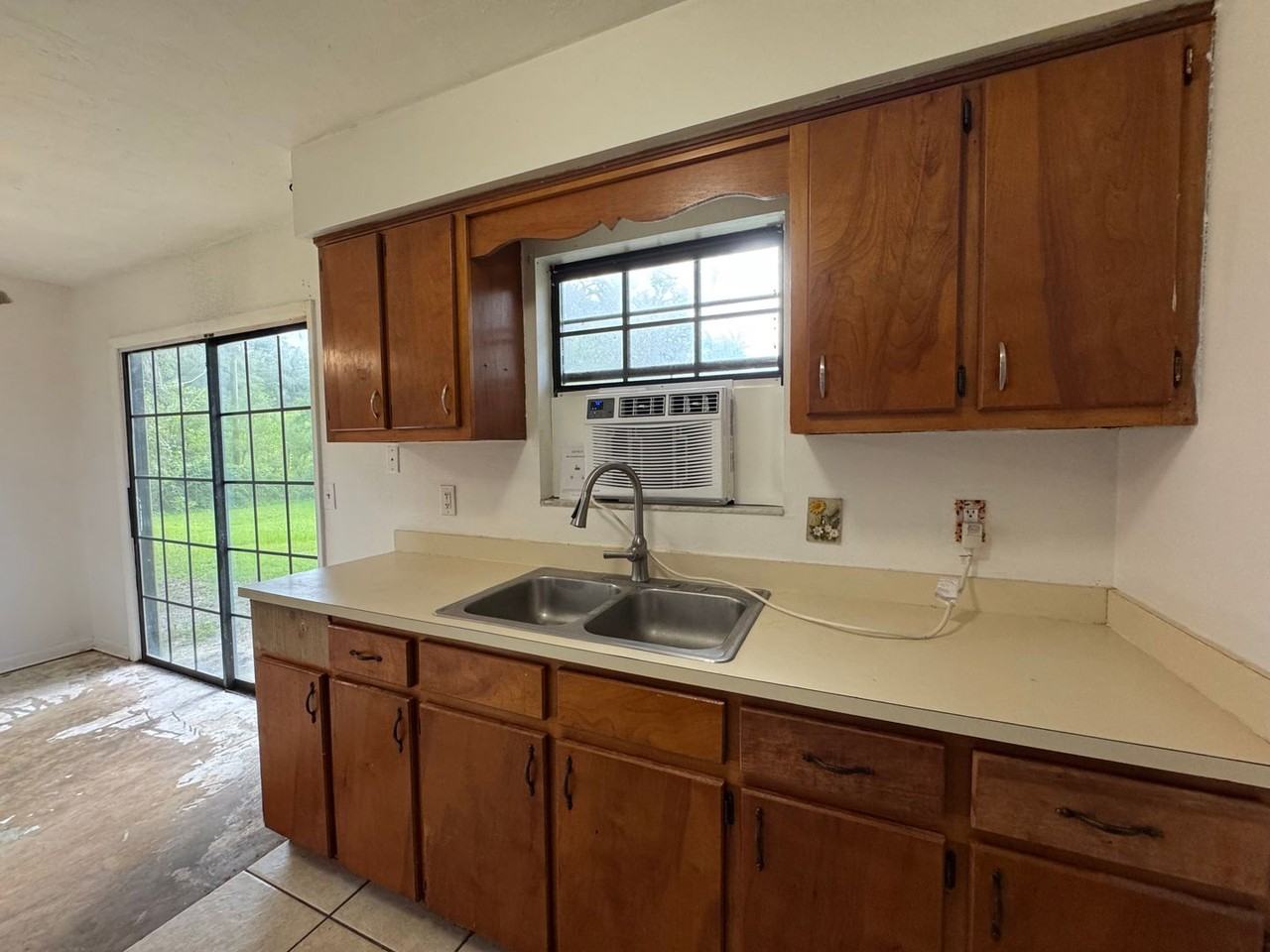 8417 Goldkist Blvd Sw - Photo 3 of 11
