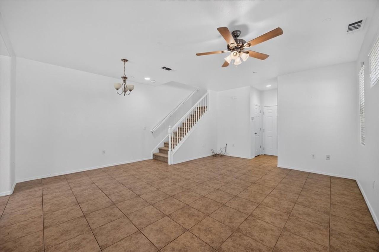 1140 W Walter Ave - Photo 3 of 44