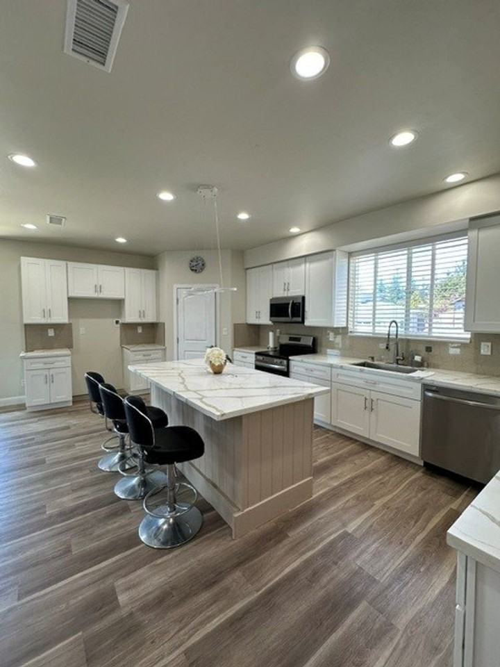7175 Vista Ridge Dr - Photo 3 of 29