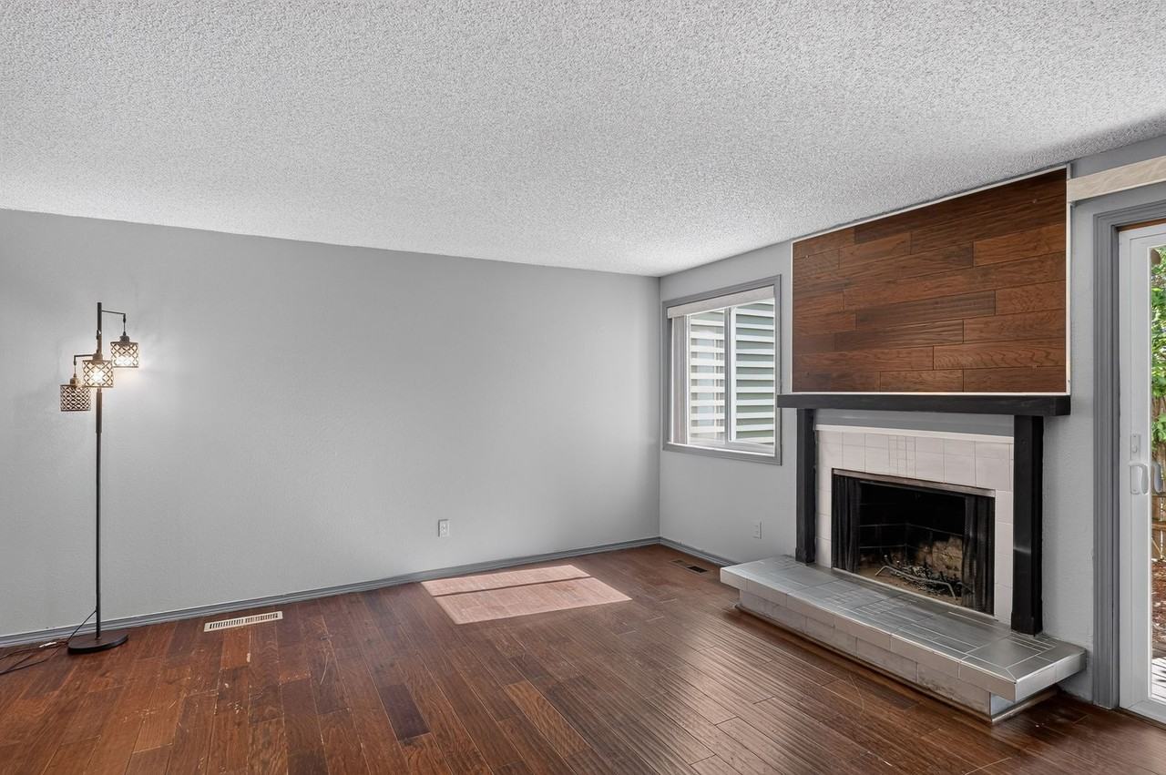 5751 Sw 204th Pl - Photo 4 of 29