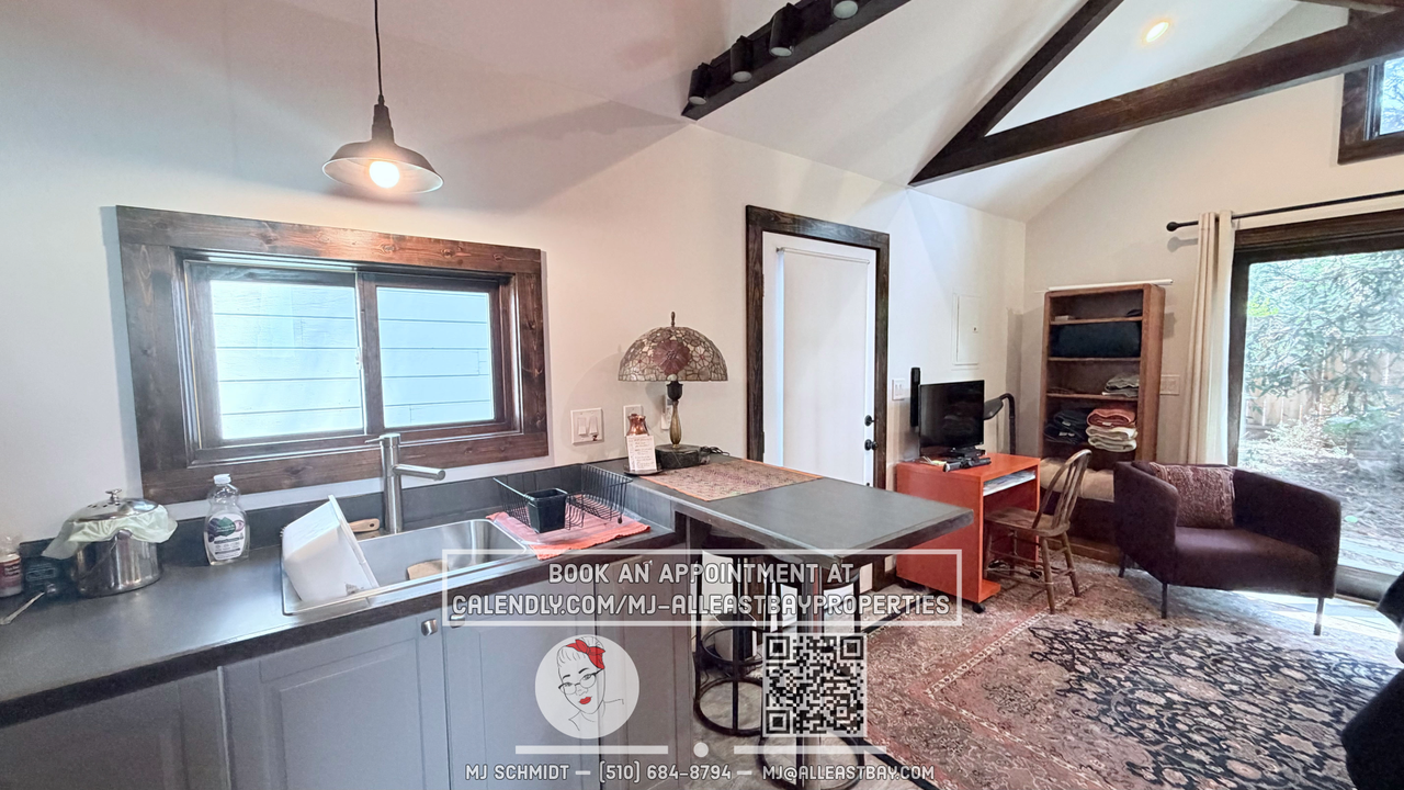 1224A Stannage Ave - Photo 5 of 10