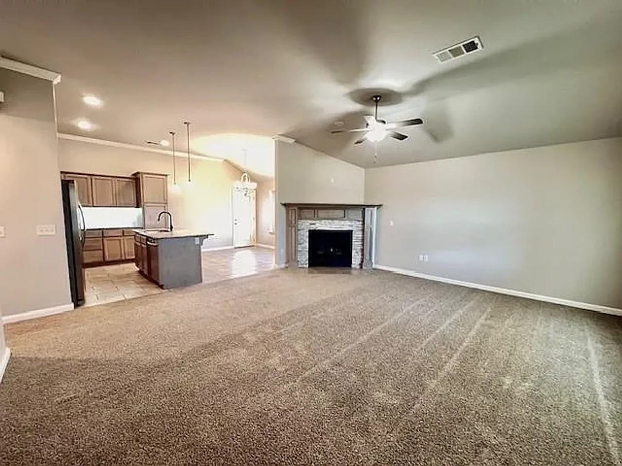 4208 Condor Dr - Photo 4 of 15