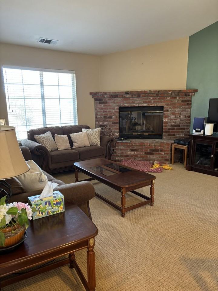 1465 Oak Knoll Rd - Photo 3 of 13