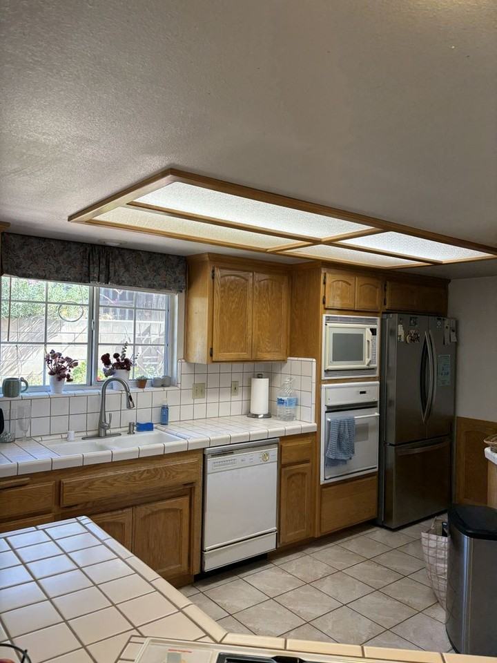 1465 Oak Knoll Rd - Photo 6 of 13