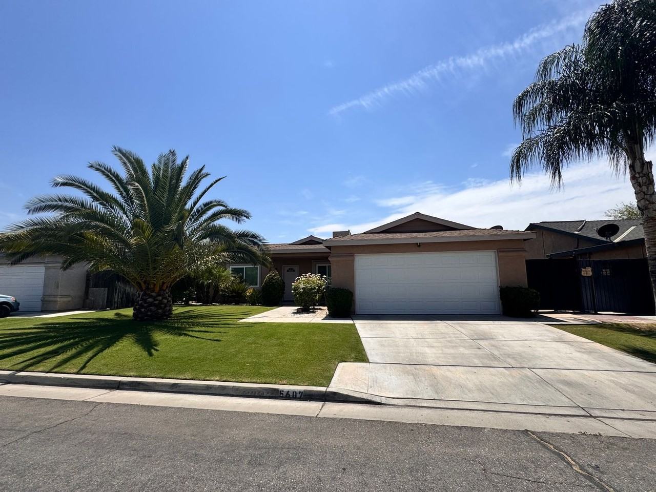 5607 Plute Pass St - Photo 2 of 12