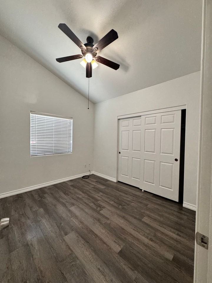 5607 Plute Pass St - Photo 5 of 12