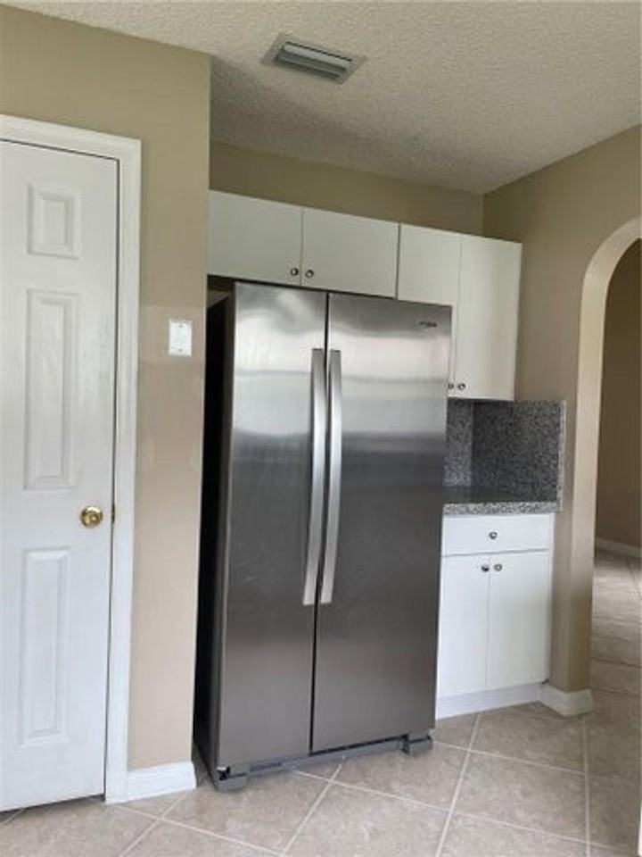 19250 Nw 12th Mnr - Photo 2 of 14