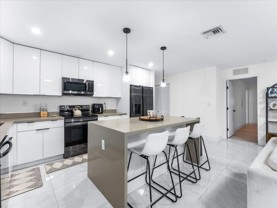 2848 Nw 9th Pl - Photo 1 of 1