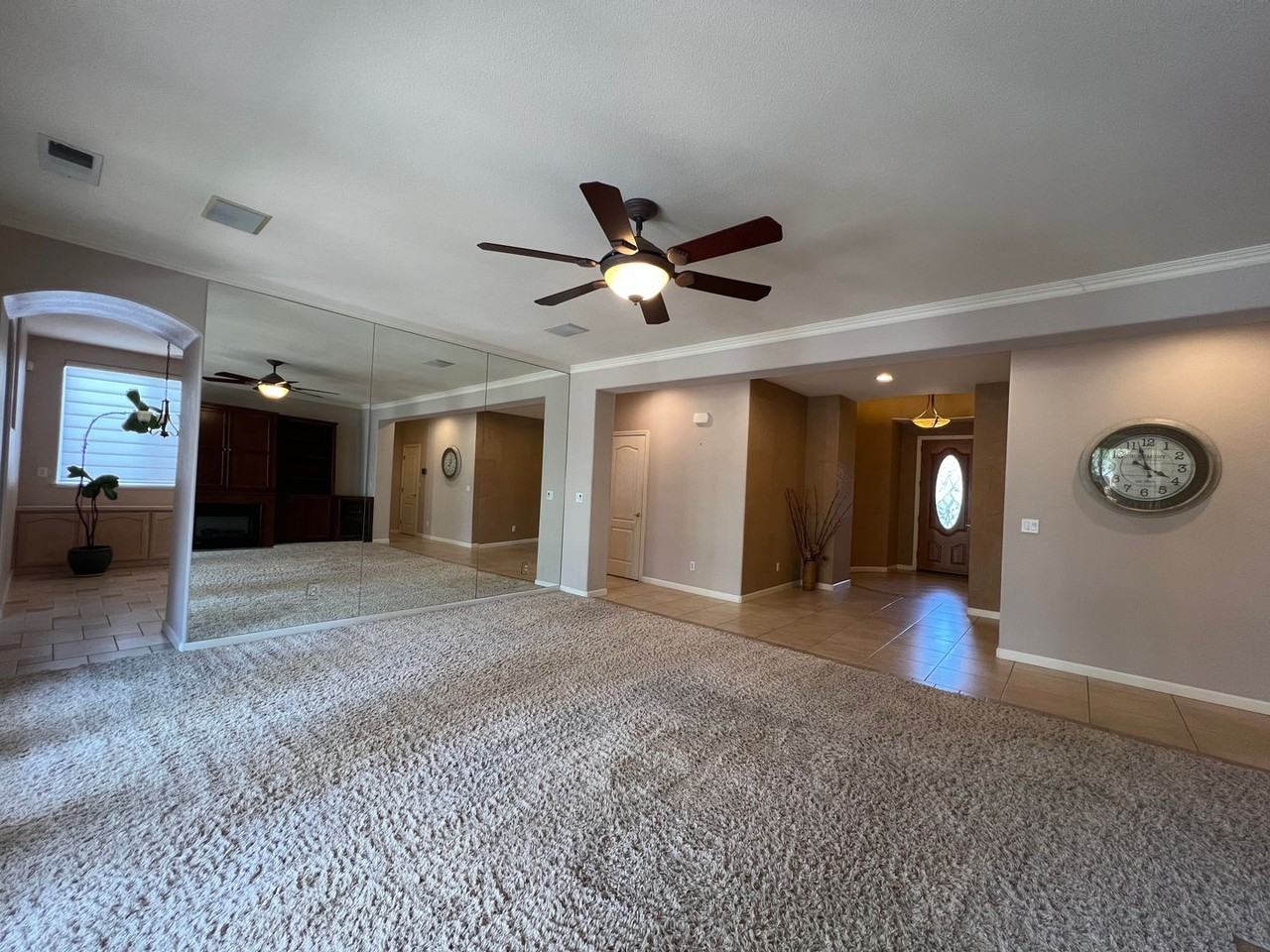 2456 E Marquise Ct - Photo 3 of 31