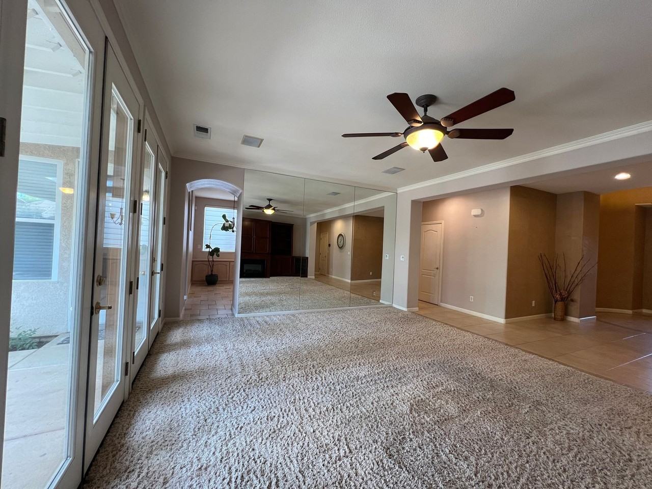 2456 E Marquise Ct - Photo 5 of 31