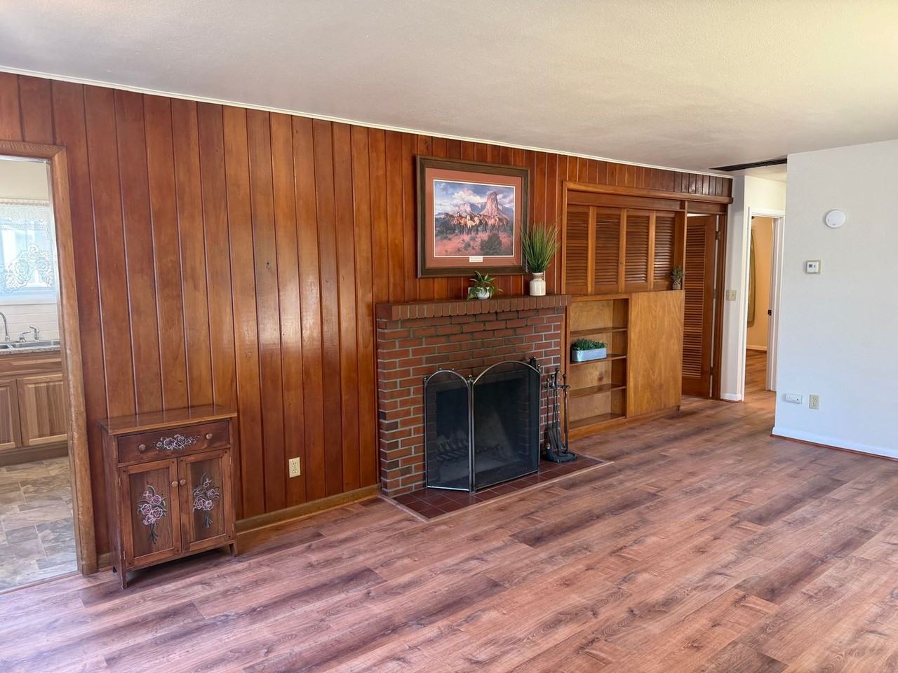 1280 L St - Photo 4 of 41