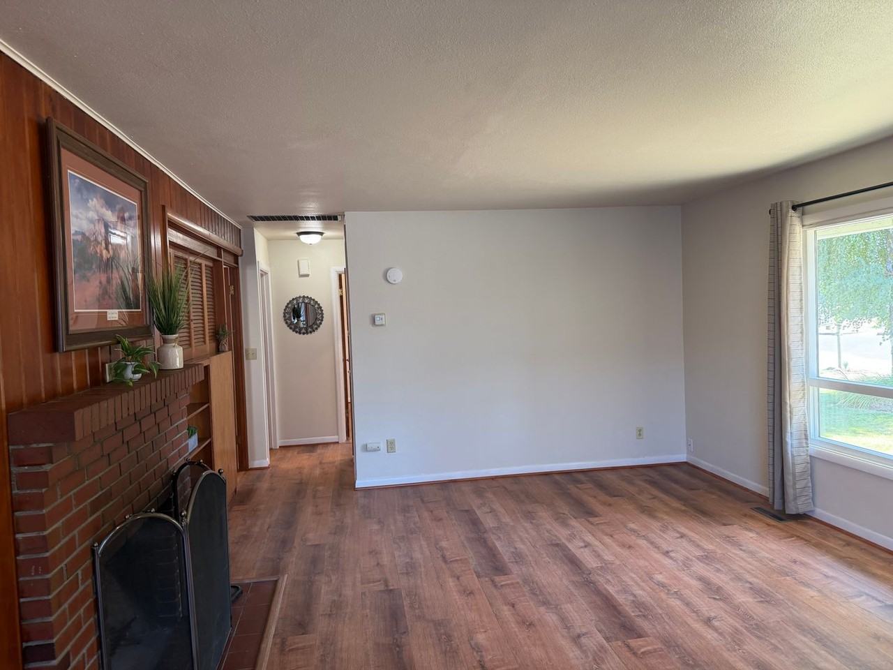 1280 L St - Photo 6 of 41