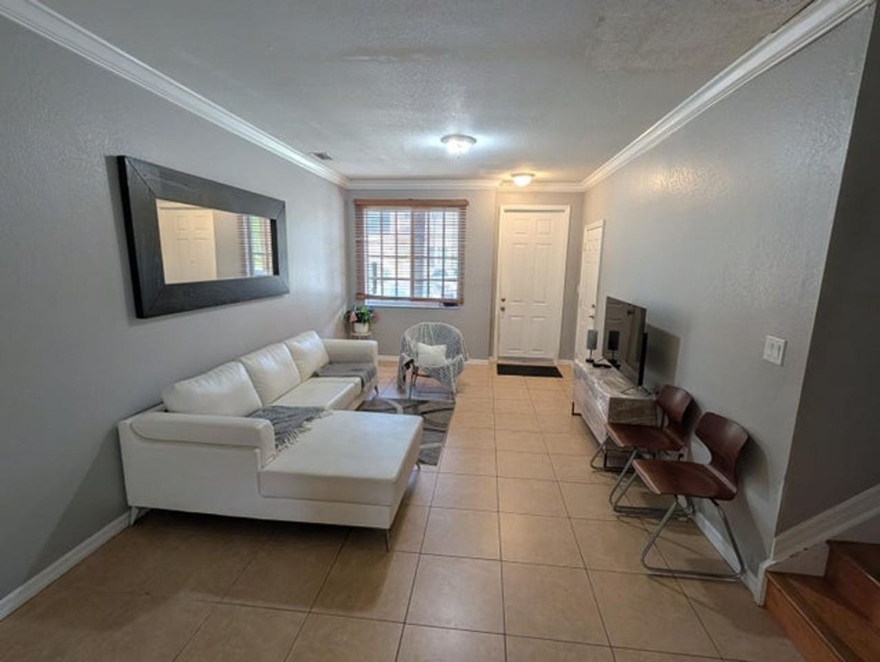 238 Se 2nd Ave - Photo 5 of 19