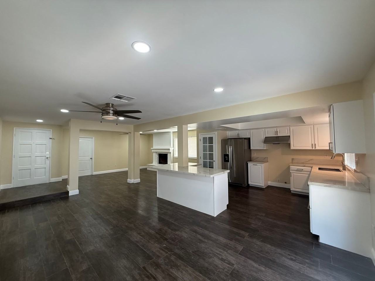 419 Sierra St - Photo 6 of 22