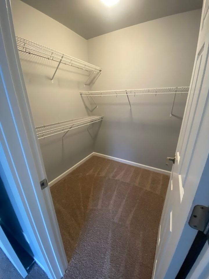 8721 8th Pl Ne - Photo 7 of 12