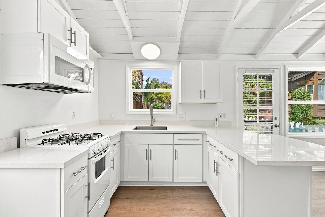 1133 Laguna Canyon Rd #A - Photo 4 of 12