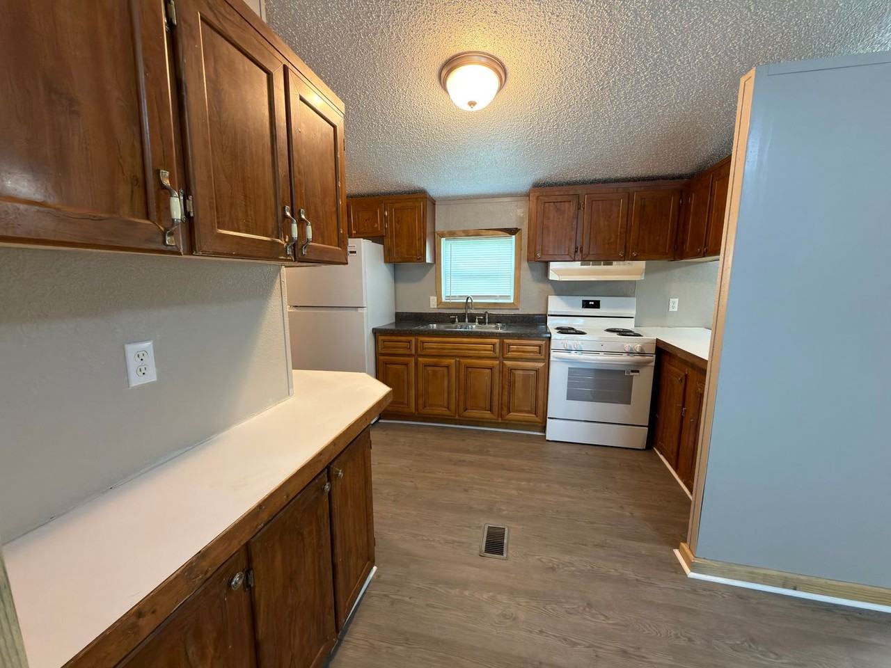 949 N Bucks Pocket Rd Se - Photo 4 of 10