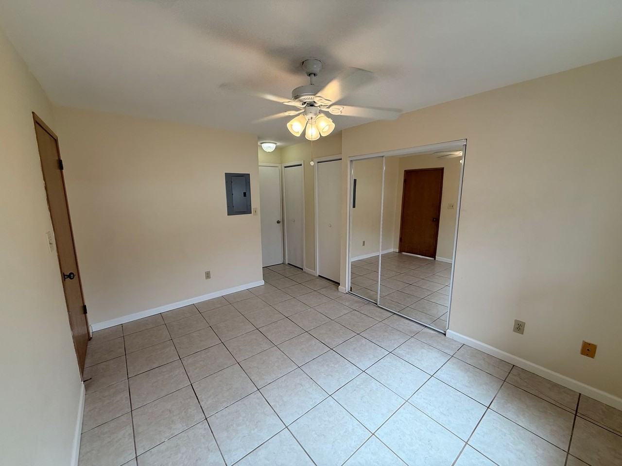 51 Kopi Ln #4-105 - Photo 2 of 10