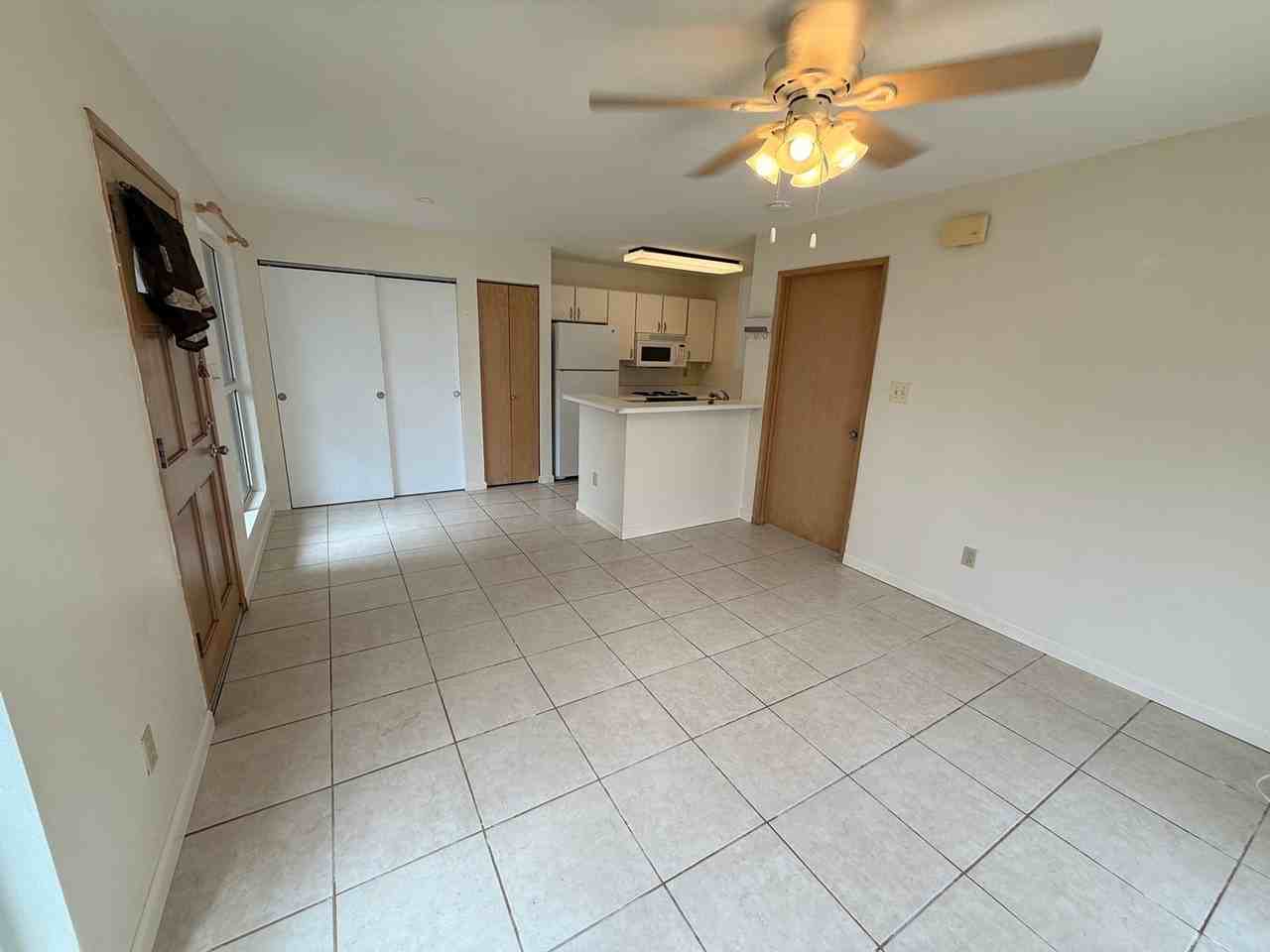 51 Kopi Ln #4-105 - Photo 3 of 10