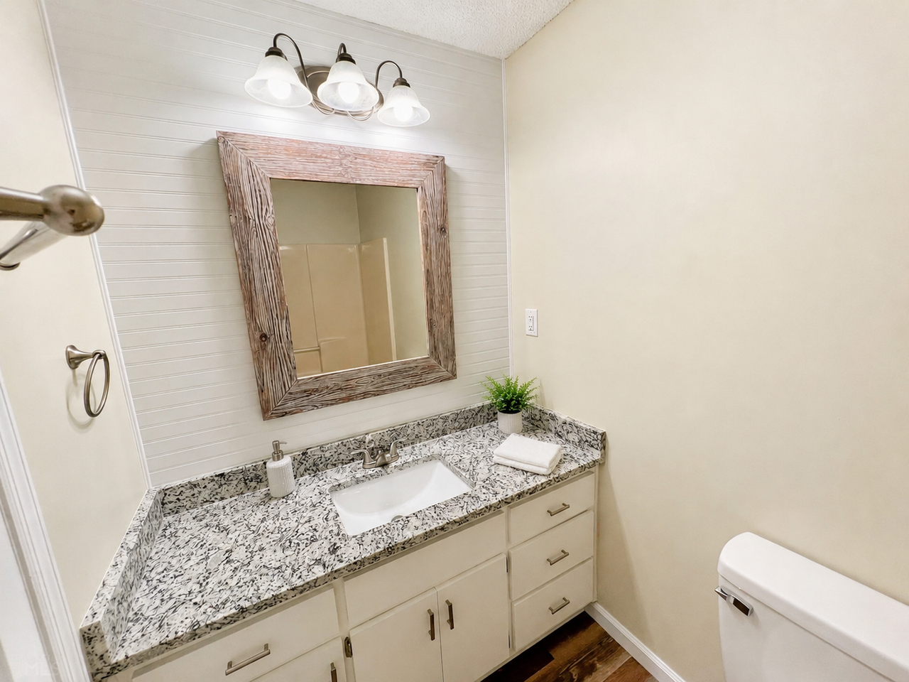 125 Borrell Blvd - Photo 5 of 9