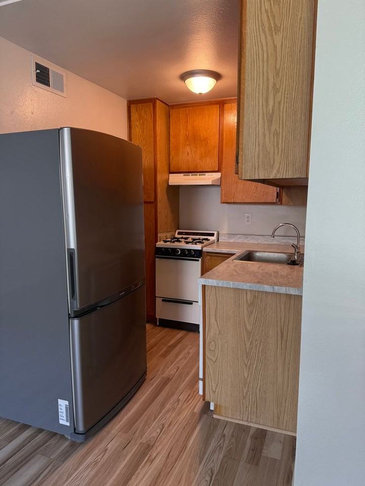2402 Sunny Slope Dr #A3 - Photo 4 of 6
