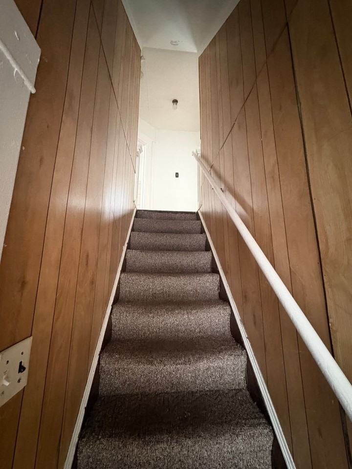 1441 W Wood St - Photo 3 of 8